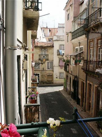 Апартаменты Casas Do Bairro Alto Лиссабон Экстерьер фото